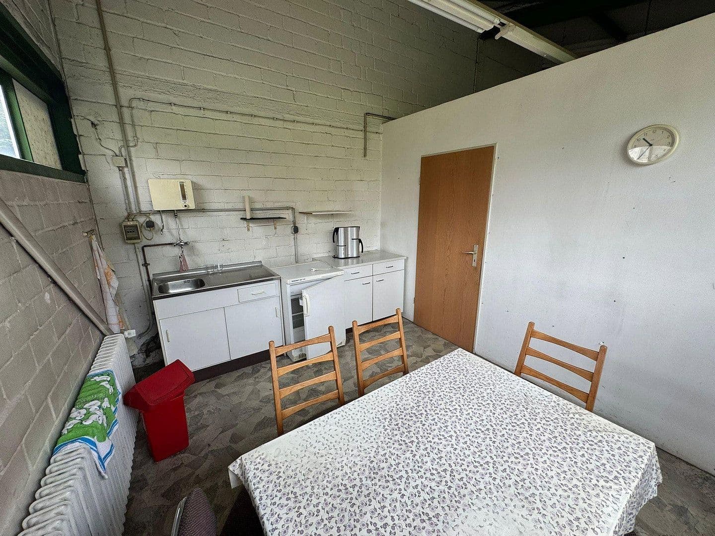 Pronájem nebytového prostoru 750 m², Solingen, Severní Porýní-Vestfálsko Pronájem nebytového prostoru 750 m², Solingen, Severní Porýní-Vestfálsko