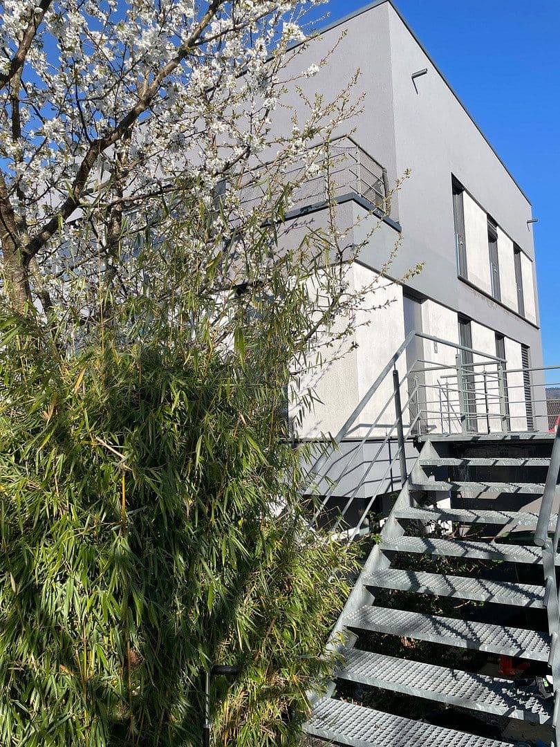 Prodej bytu 4+kk 122 m², Königstuhlblick 10, Bammental, Bádensko-Württembersko Prodej bytu 4+kk 122 m², Königstuhlblick 10, Bammental, Bádensko-Württembersko