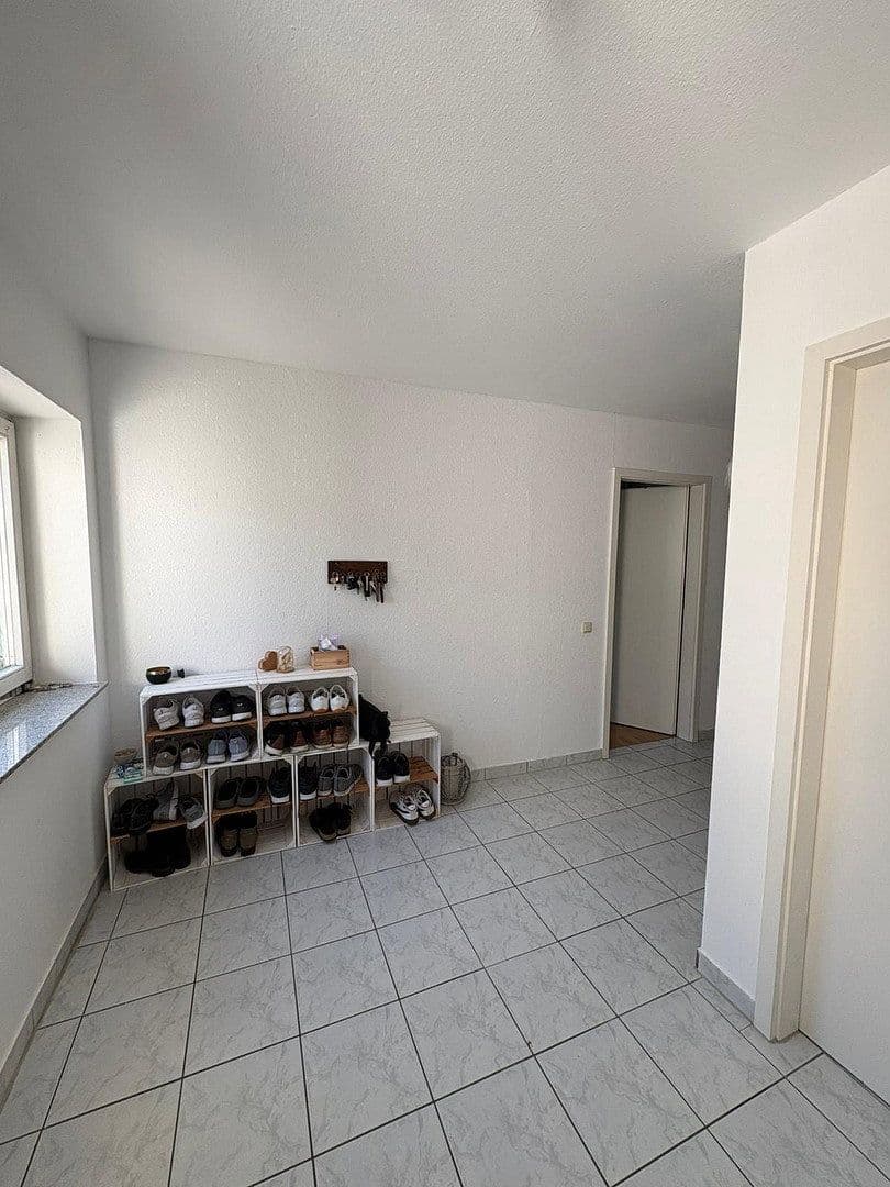 Pronájem bytu 3+1 100 m², Neuer Weg 8, Rosbach v. d. Höhe, Hessen Pronájem bytu 3+1 100 m², Neuer Weg 8, Rosbach v. d. Höhe, Hessen