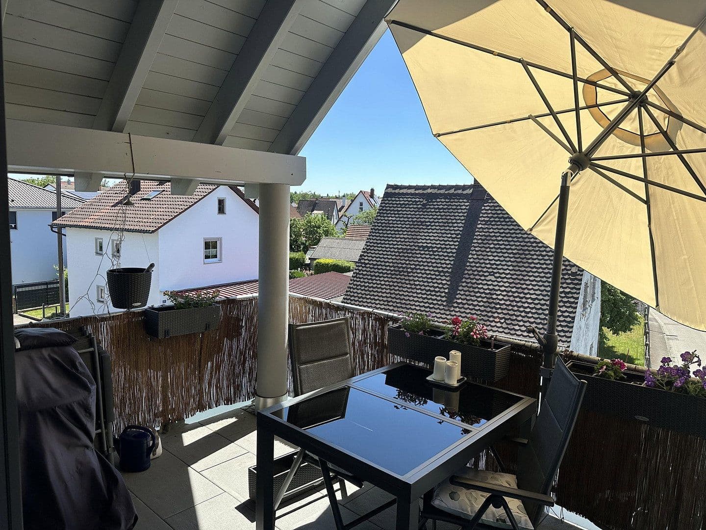 Prodej bytu 3+1 98 m², Adalbert-Stifter-Straße 5, Schrobenhausen, Bavorsko Prodej bytu 3+1 98 m², Adalbert-Stifter-Straße 5, Schrobenhausen, Bavorsko
