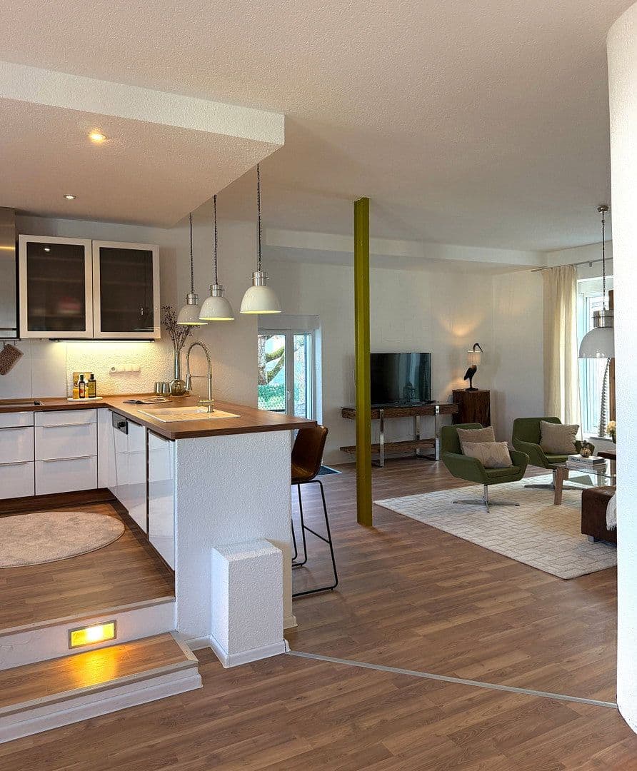 Prodej bytu 4+kk 165 m², Freiberg am Neckar, Bádensko-Württembersko Prodej bytu 4+kk 165 m², Freiberg am Neckar, Bádensko-Württembersko