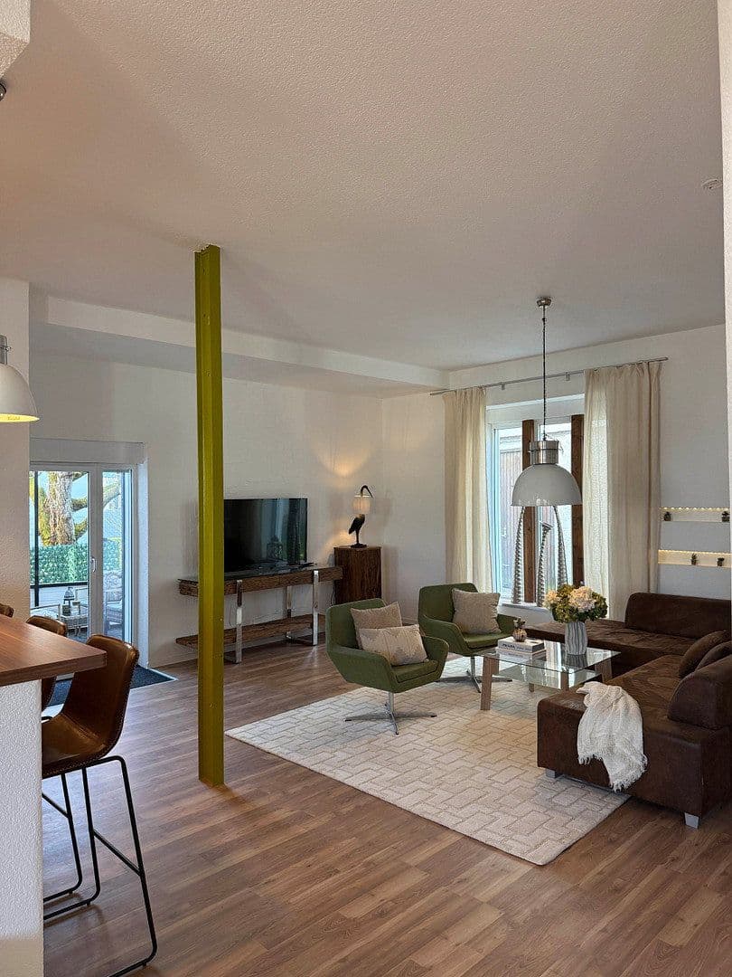 Prodej bytu 4+kk 165 m², Freiberg am Neckar, Bádensko-Württembersko Prodej bytu 4+kk 165 m², Freiberg am Neckar, Bádensko-Württembersko