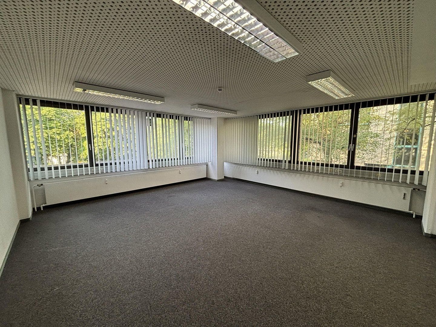Pronájem kanceláře 120 m², Münsterstrasse 330, Düsseldorf, Severní Porýní-Vestfálsko Pronájem kanceláře 120 m², Münsterstrasse 330, Düsseldorf, Severní Porýní-Vestfálsko