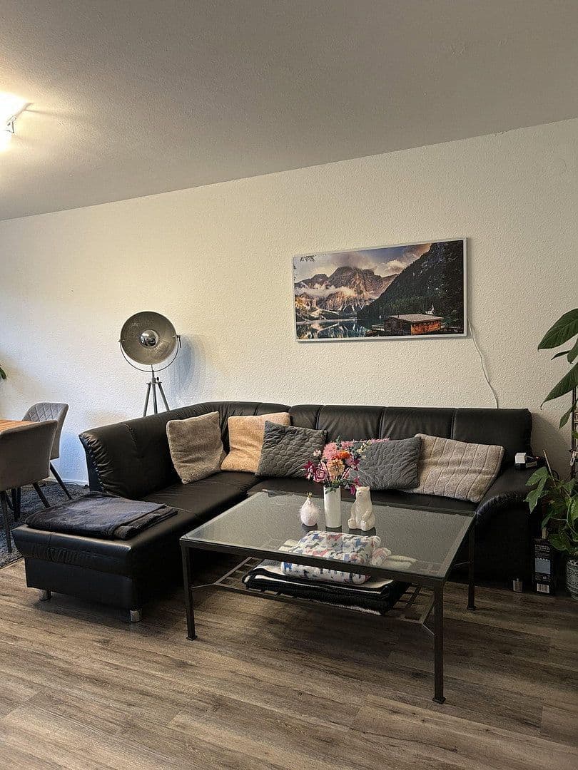 Pronájem bytu 3+1 72 m², Brücke 45, Neuss, Severní Porýní-Vestfálsko Pronájem bytu 3+1 72 m², Brücke 45, Neuss, Severní Porýní-Vestfálsko