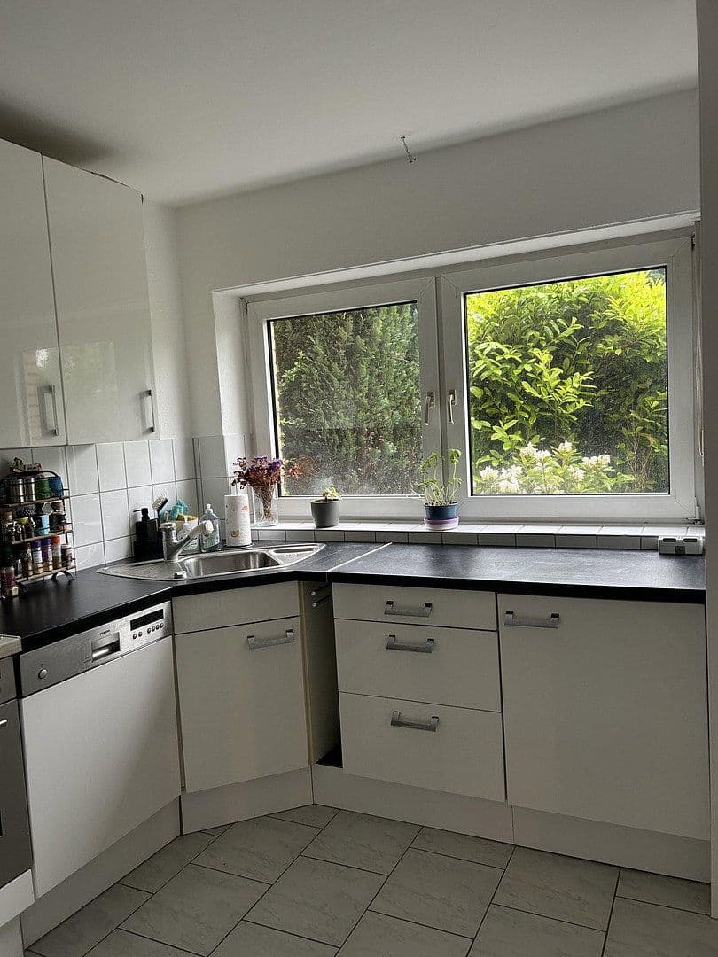 Pronájem bytu 3+1 72 m², Brücke 45, Neuss, Severní Porýní-Vestfálsko Pronájem bytu 3+1 72 m², Brücke 45, Neuss, Severní Porýní-Vestfálsko