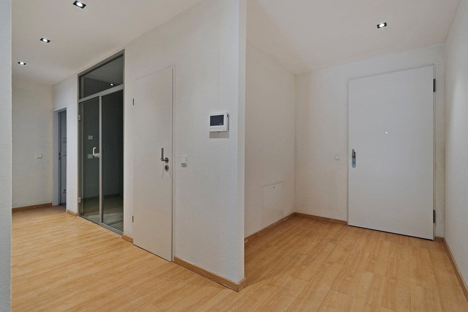 Prodej bytu 3+1 107 m², Ulenbergstraße 1, Düsseldorf, Severní Porýní-Vestfálsko Prodej bytu 3+1 107 m², Ulenbergstraße 1, Düsseldorf, Severní Porýní-Vestfálsko