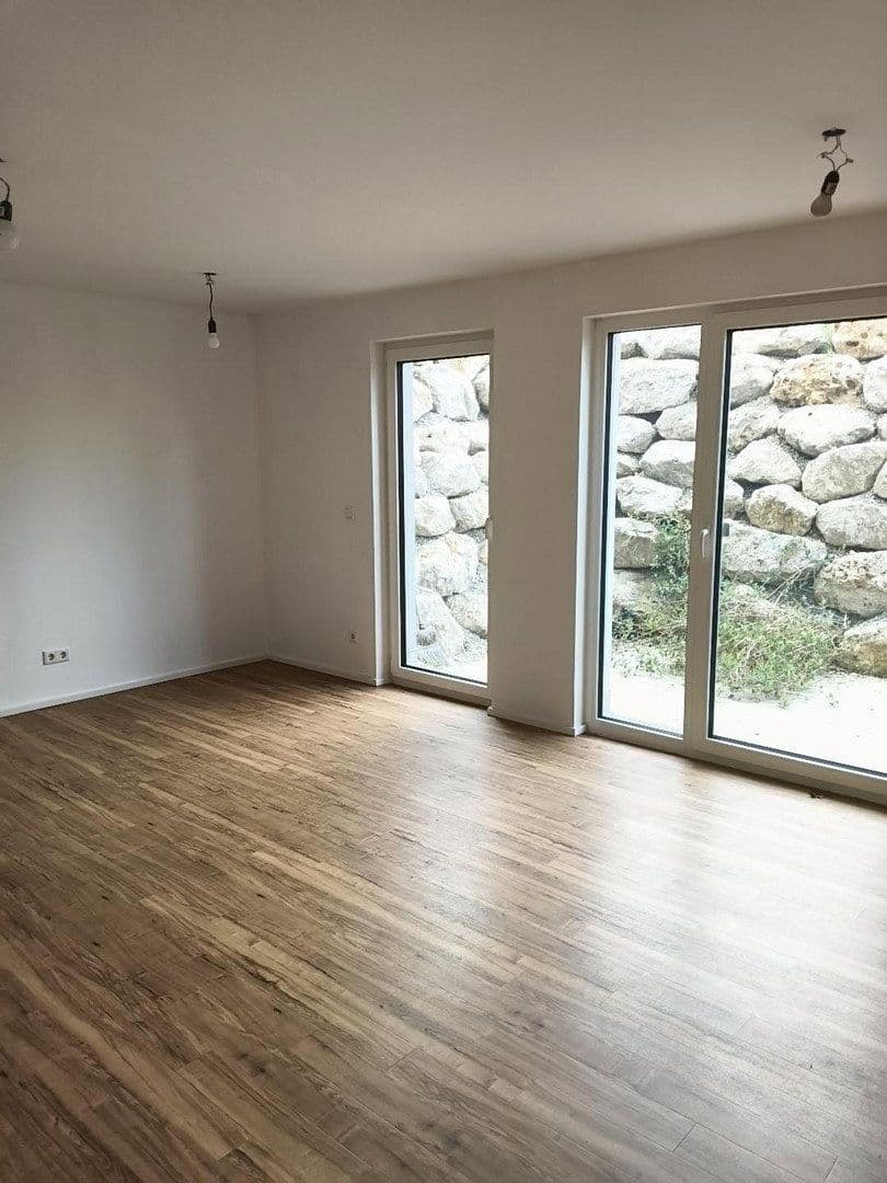 Pronájem kanceláře 45 m², Georg-Huber-Str. 12, Zorneding, Ortsteil Pöring, Bavorsko Pronájem kanceláře 45 m², Georg-Huber-Str. 12, Zorneding, Ortsteil Pöring, Bavorsko