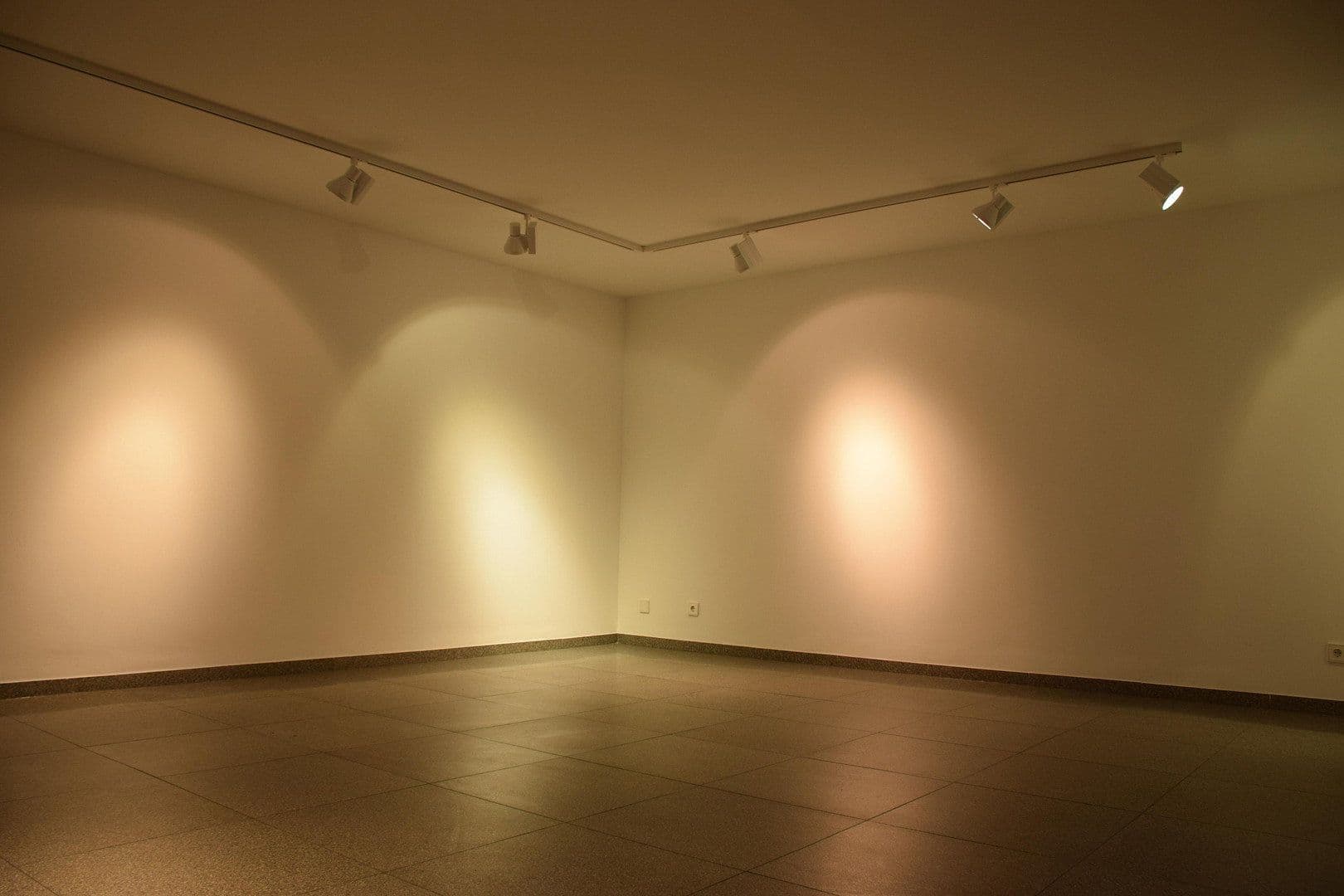 Pronájem kanceláře 130 m², Kaiserswerther Str. 144, Düsseldorf, Severní Porýní-Vestfálsko Pronájem kanceláře 130 m², Kaiserswerther Str. 144, Düsseldorf, Severní Porýní-Vestfálsko