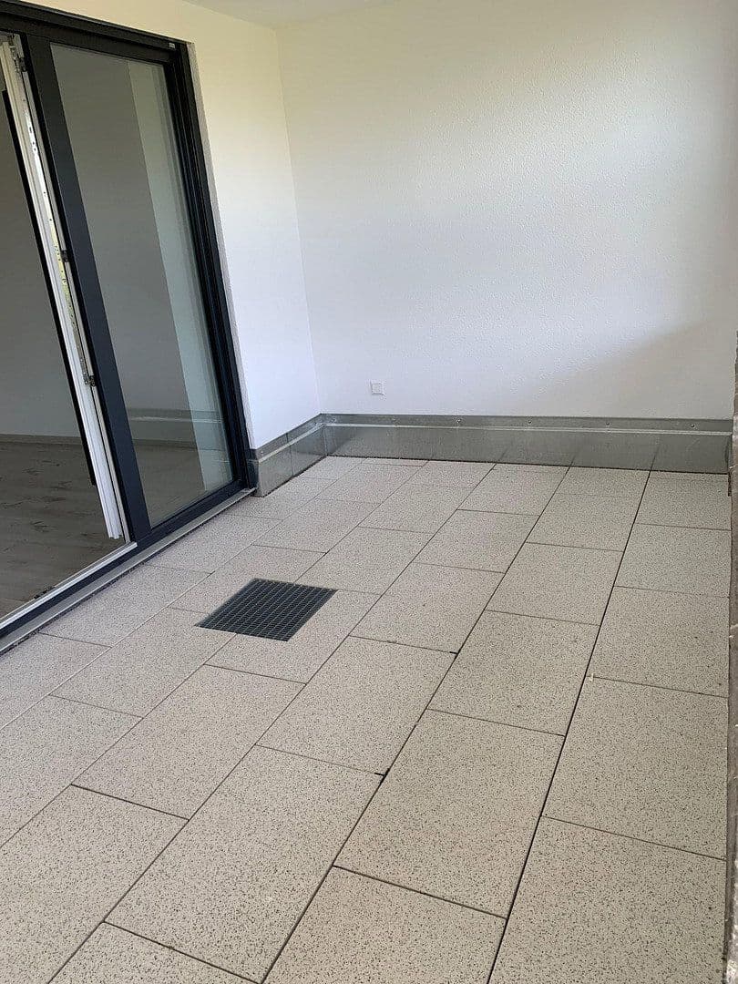 Pronájem bytu 4+1 98 m², Neckarpark 47, Villingen-Schwenningen, Bádensko-Württembersko Pronájem bytu 4+1 98 m², Neckarpark 47, Villingen-Schwenningen, Bádensko-Württembersko