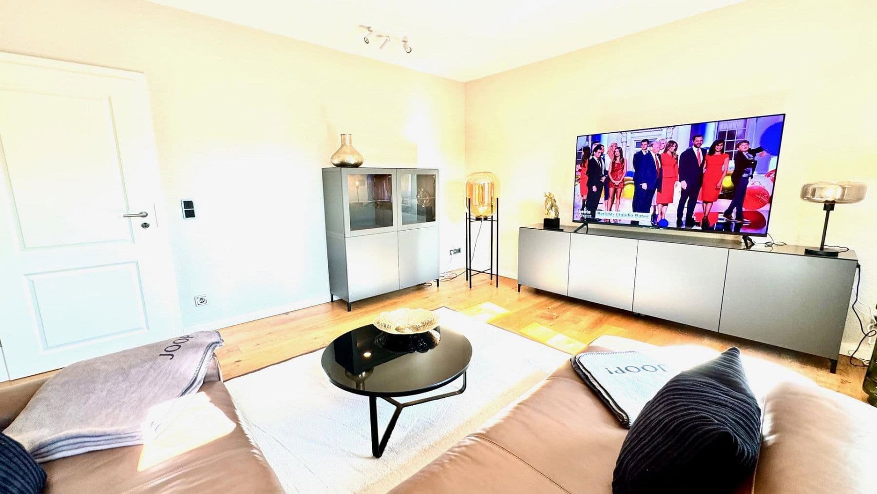 Pronájem bytu 2+1 57 m², Hegelstrasse.1, Cvikov, Sasko Pronájem bytu 2+1 57 m², Hegelstrasse.1, Cvikov, Sasko