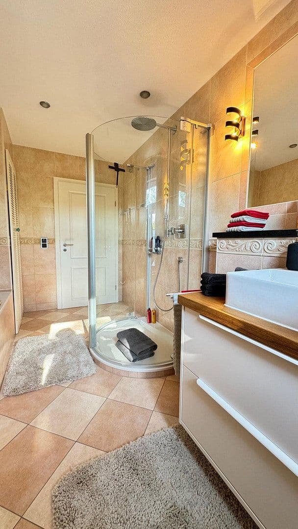 Pronájem bytu 2+1 57 m², Hegelstrasse.1, Cvikov, Sasko Pronájem bytu 2+1 57 m², Hegelstrasse.1, Cvikov, Sasko