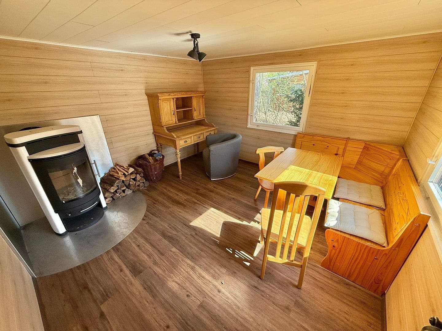 Prodej domu 46 m², pozemek 370 m², Bad Schmiedeberg, Sasko-Anhaltsko Prodej domu 46 m², pozemek 370 m², Bad Schmiedeberg, Sasko-Anhaltsko