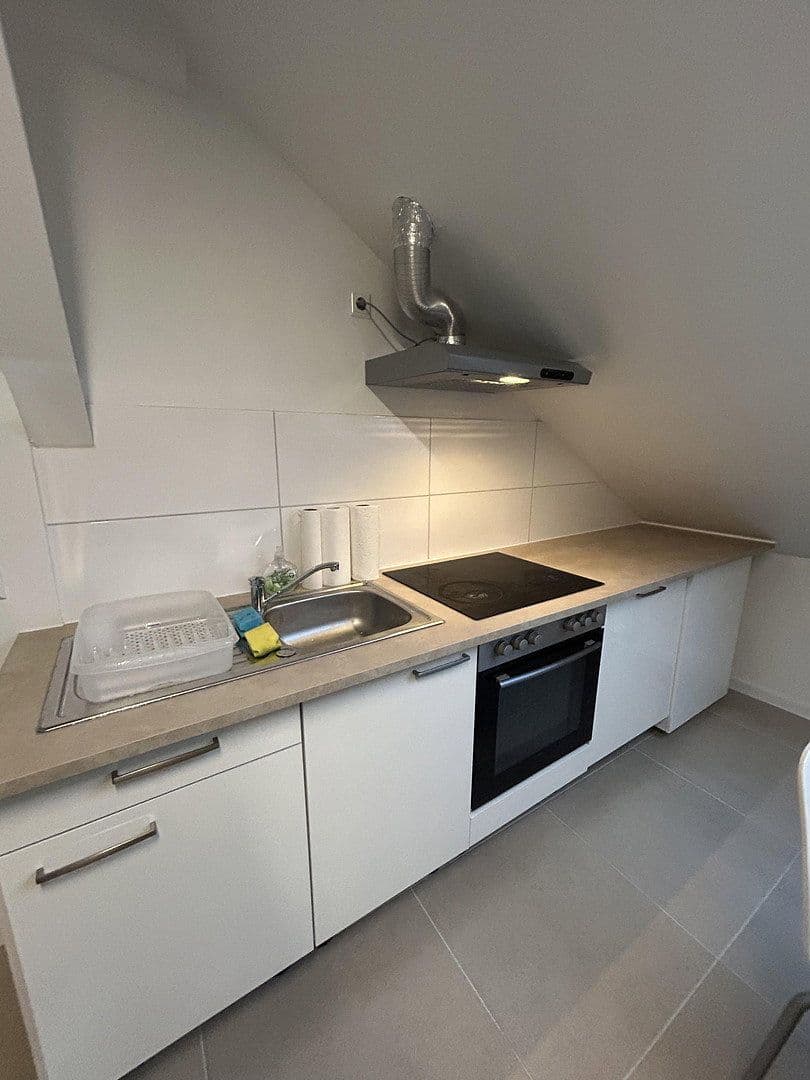 Pronájem bytu 3+1 15 m², Karlsruhe, Bádensko-Württembersko Pronájem bytu 3+1 15 m², Karlsruhe, Bádensko-Württembersko