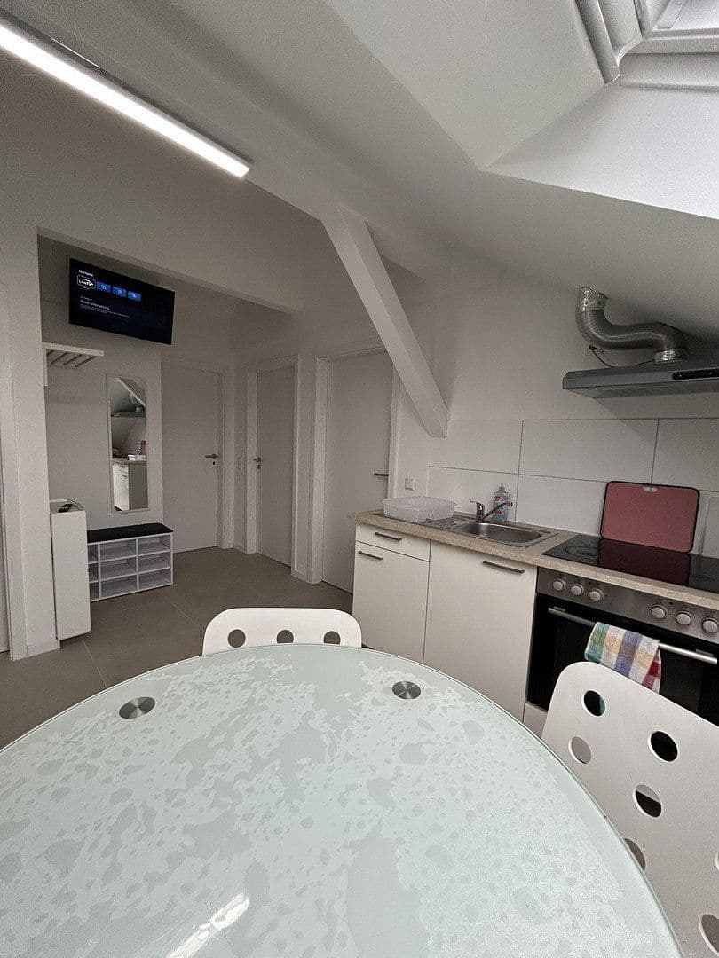 Pronájem bytu 3+1 15 m², Karlsruhe, Bádensko-Württembersko Pronájem bytu 3+1 15 m², Karlsruhe, Bádensko-Württembersko