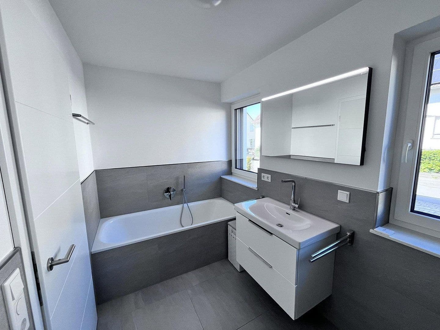 Pronájem bytu 3+1 98 m², Detmold, Severní Porýní-Vestfálsko Pronájem bytu 3+1 98 m², Detmold, Severní Porýní-Vestfálsko