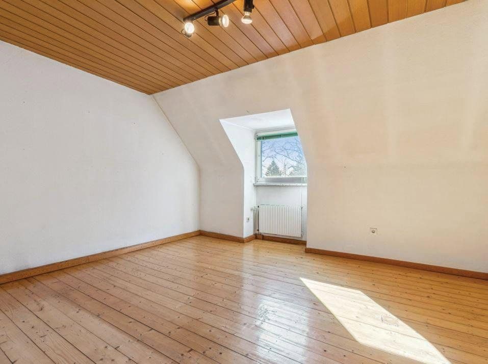 Prodej domu 130 m², pozemek 200 m², Köln, Severní Porýní-Vestfálsko Prodej domu 130 m², pozemek 200 m², Köln, Severní Porýní-Vestfálsko