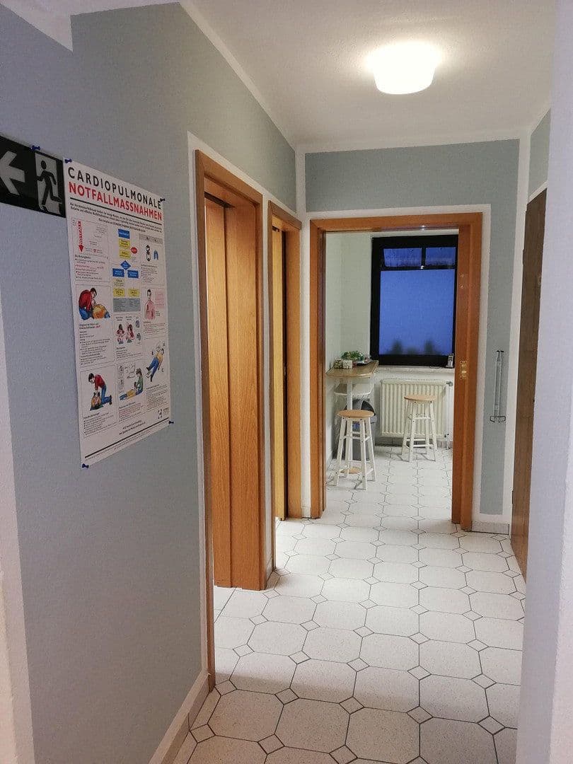 Prodej domu 179 m², pozemek 1.108 m², Bahnhofstraße 2, Lübz, Mecklenburg-Vorpommern Prodej domu 179 m², pozemek 1.108 m², Bahnhofstraße 2, Lübz, Mecklenburg-Vorpommern