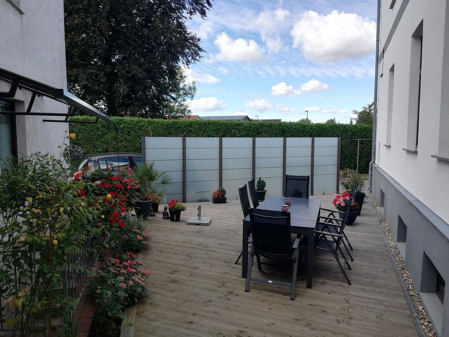Prodej domu 179 m², pozemek 1.108 m², Bahnhofstraße 2, Lübz, Mecklenburg-Vorpommern Prodej domu 179 m², pozemek 1.108 m², Bahnhofstraße 2, Lübz, Mecklenburg-Vorpommern