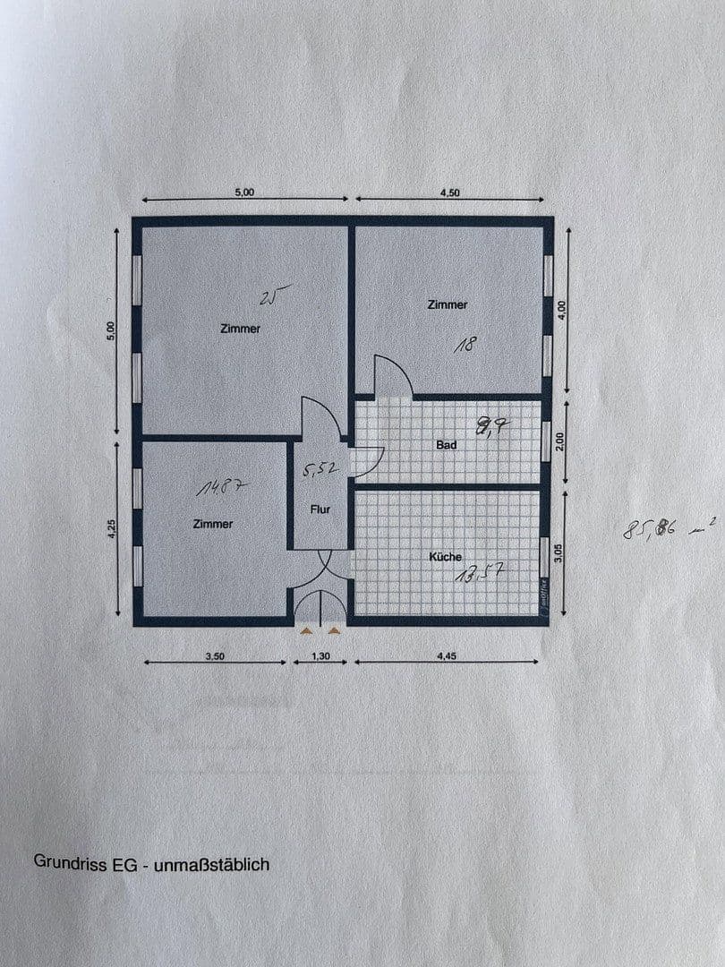 Prodej domu 179 m², pozemek 1.108 m², Bahnhofstraße 2, Lübz, Mecklenburg-Vorpommern Prodej domu 179 m², pozemek 1.108 m², Bahnhofstraße 2, Lübz, Mecklenburg-Vorpommern