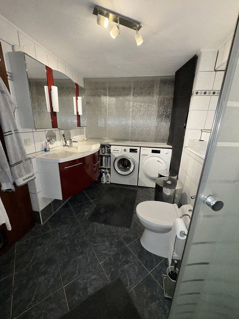 Prodej domu 120 m², pozemek 250 m², Weiterstadt, Hessen Prodej domu 120 m², pozemek 250 m², Weiterstadt, Hessen