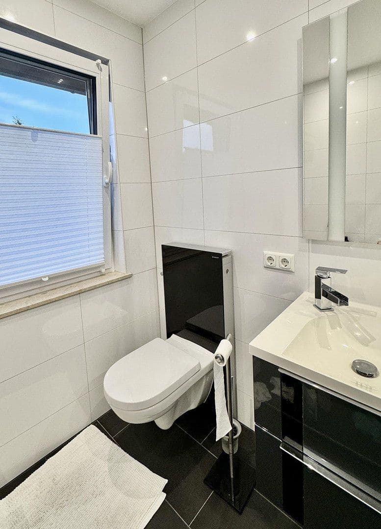 Prodej domu 120 m², pozemek 250 m², Weiterstadt, Hessen Prodej domu 120 m², pozemek 250 m², Weiterstadt, Hessen