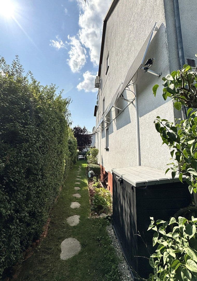 Prodej domu 120 m², pozemek 250 m², Weiterstadt, Hessen Prodej domu 120 m², pozemek 250 m², Weiterstadt, Hessen