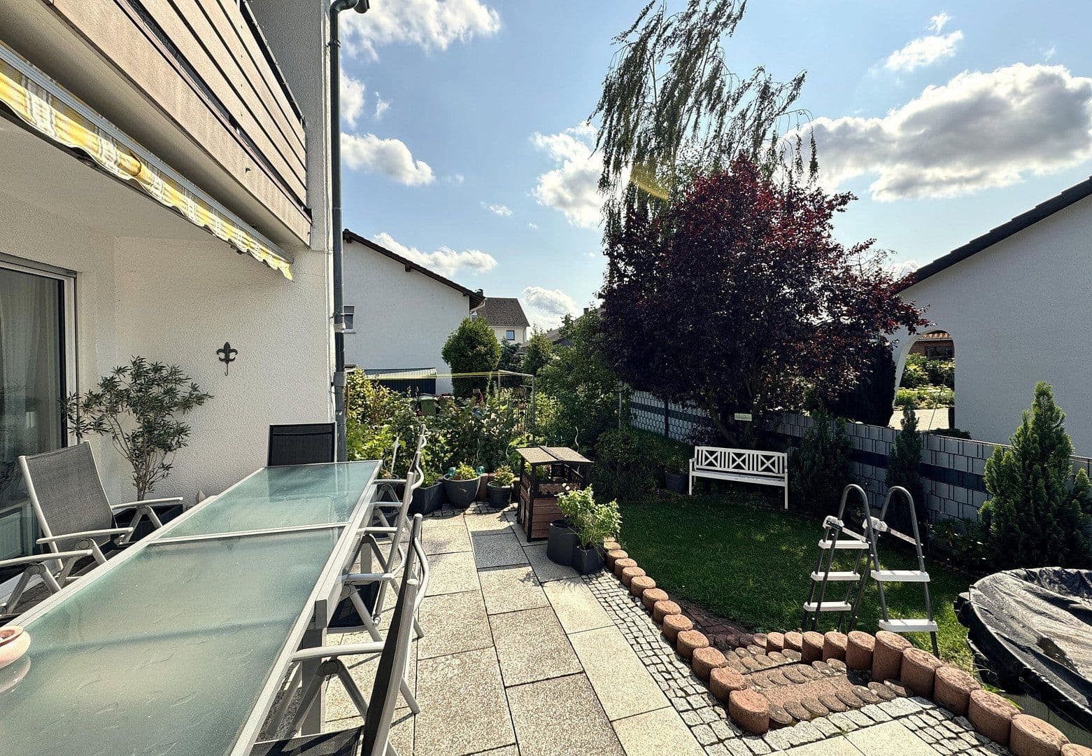 Prodej domu 120 m², pozemek 250 m², Weiterstadt, Hessen Prodej domu 120 m², pozemek 250 m², Weiterstadt, Hessen