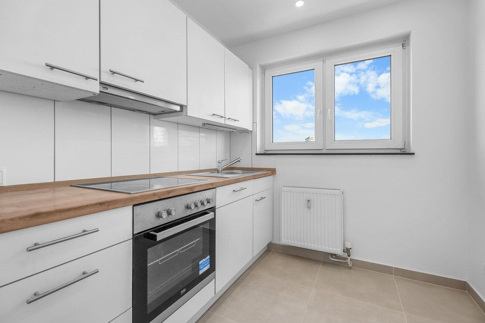 Pronájem bytu 3+1 59 m², Bremen, Bremen Pronájem bytu 3+1 59 m², Bremen, Bremen