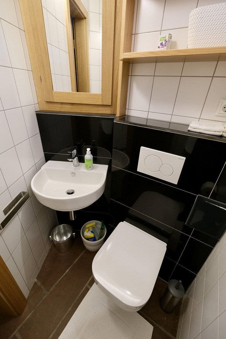 Pronájem bytu 2+1 70 m², Kassel, Hessen Pronájem bytu 2+1 70 m², Kassel, Hessen