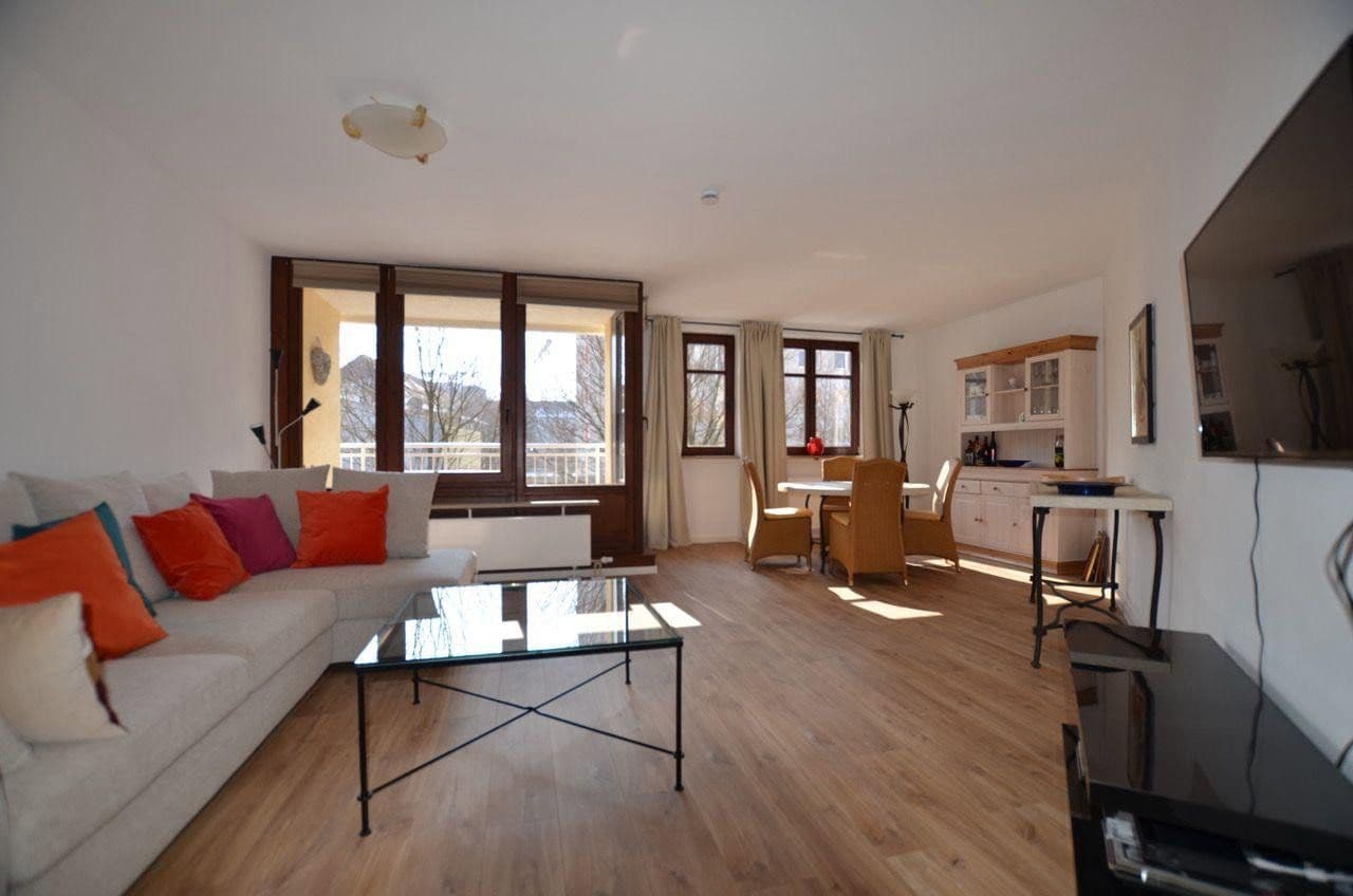 Pronájem bytu 3+1 100 m², Hildoboldstr. 3, München, Bavorsko Pronájem bytu 3+1 100 m², Hildoboldstr. 3, München, Bavorsko