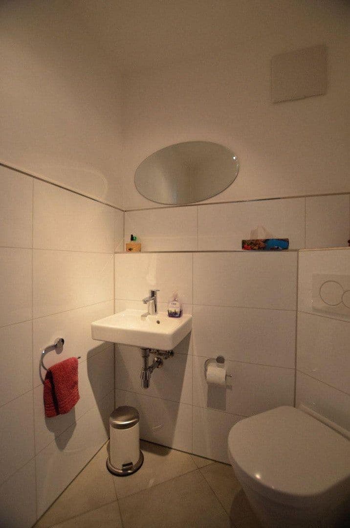 Pronájem bytu 3+1 100 m², Hildoboldstr. 3, München, Bavorsko Pronájem bytu 3+1 100 m², Hildoboldstr. 3, München, Bavorsko