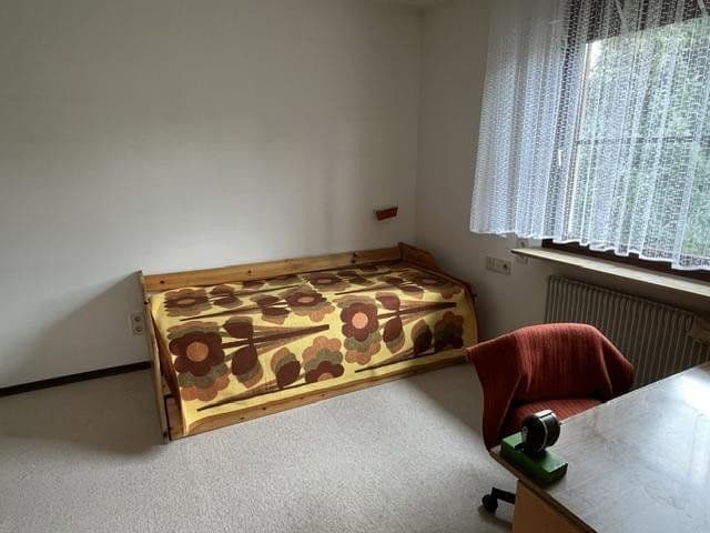 Prodej domu 240 m², pozemek 731 m², Taunusstrasse 48, Herrenberg, Bádensko-Württembersko Prodej domu 240 m², pozemek 731 m², Taunusstrasse 48, Herrenberg, Bádensko-Württembersko