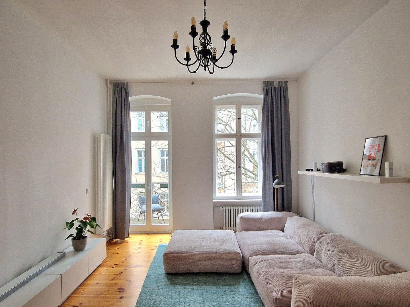 Prodej bytu 2+1 74 m², Berlin, Berlín Prodej bytu 2+1 74 m², Berlin, Berlín