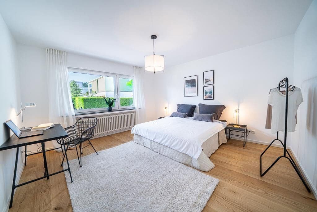 Prodej bytu 3+1 73 m², Bonn, Severní Porýní-Vestfálsko Prodej bytu 3+1 73 m², Bonn, Severní Porýní-Vestfálsko