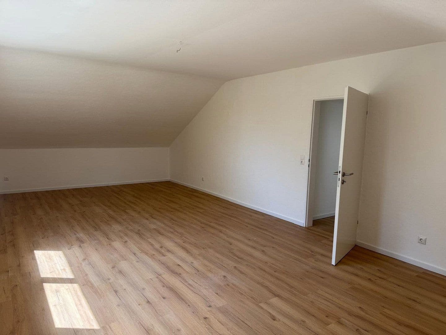 Pronájem bytu 3+1 83 m², Maintal, Hessen Pronájem bytu 3+1 83 m², Maintal, Hessen