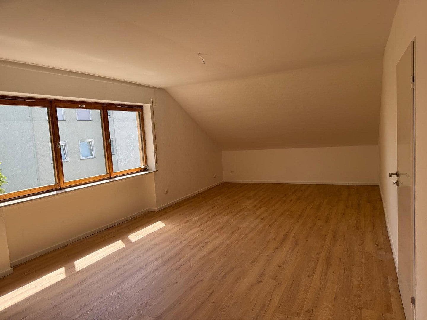 Pronájem bytu 3+1 83 m², Maintal, Hessen Pronájem bytu 3+1 83 m², Maintal, Hessen