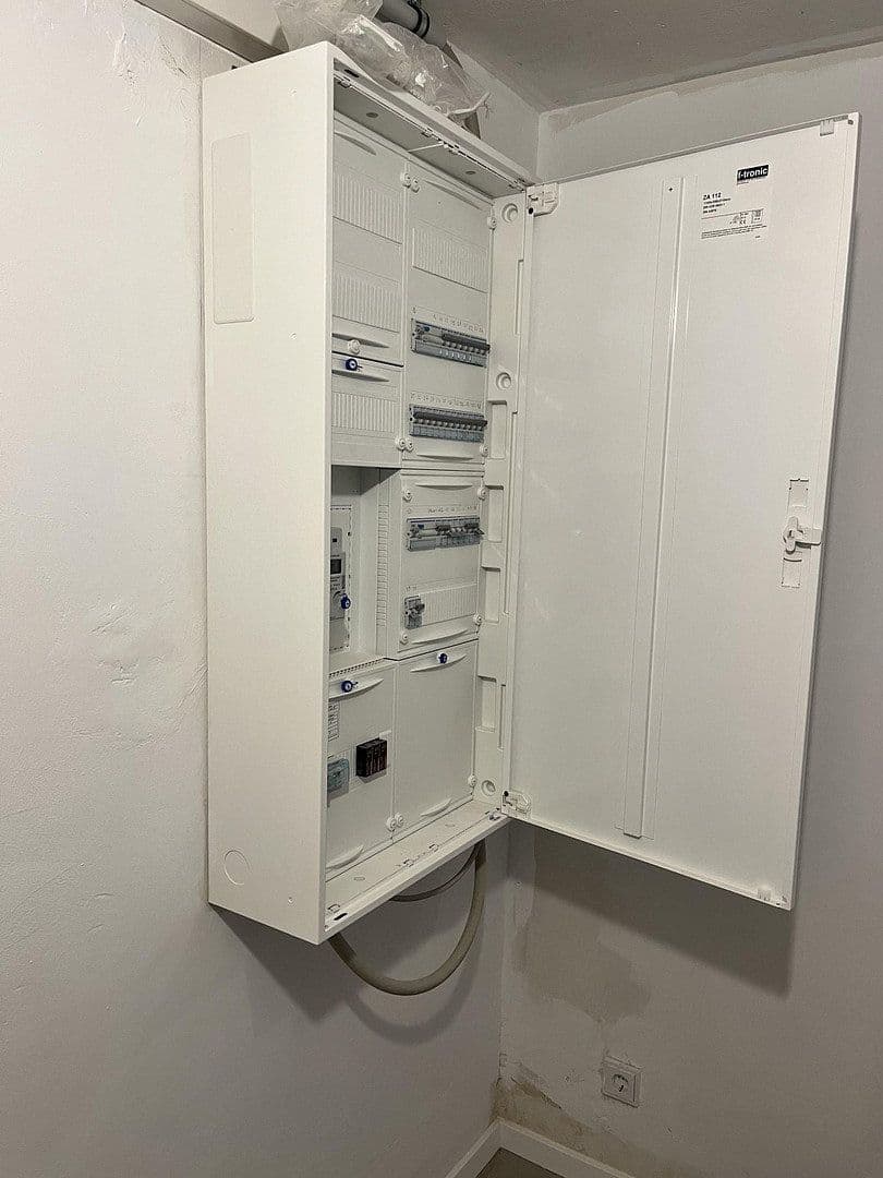 Pronájem domu 125 m², pozemek 213 m², Neckargemünd, Bádensko-Württembersko Pronájem domu 125 m², pozemek 213 m², Neckargemünd, Bádensko-Württembersko