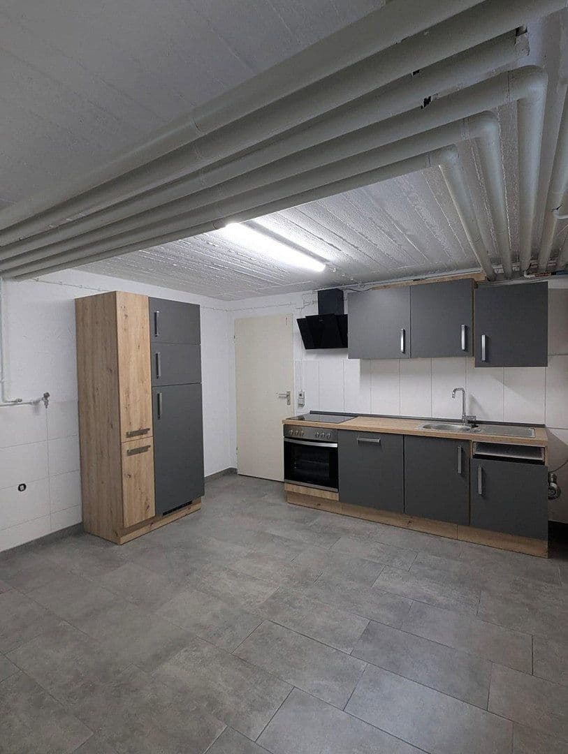Pronájem bytu 1+1 55 m², Rottenburg am Neckar, Bádensko-Württembersko Pronájem bytu 1+1 55 m², Rottenburg am Neckar, Bádensko-Württembersko