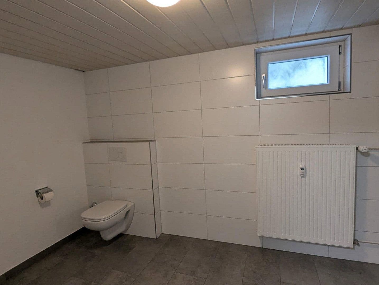 Pronájem bytu 1+1 55 m², Rottenburg am Neckar, Bádensko-Württembersko Pronájem bytu 1+1 55 m², Rottenburg am Neckar, Bádensko-Württembersko