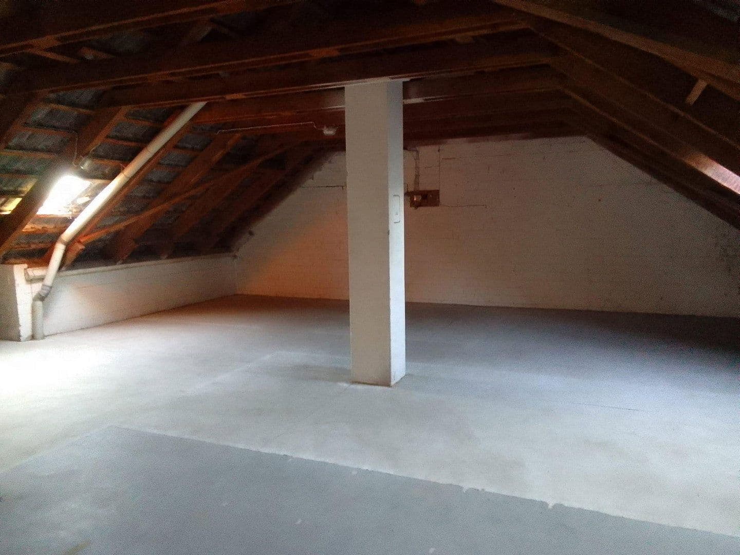 Prodej domu 1.396 m², pozemek 2.478 m², Wentorf bei Hamburg, Šlesvicko-Holštýnsko Prodej domu 1.396 m², pozemek 2.478 m², Wentorf bei Hamburg, Šlesvicko-Holštýnsko