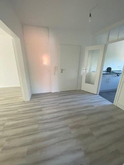 Prodej domu 1.396 m², pozemek 2.478 m², Wentorf bei Hamburg, Šlesvicko-Holštýnsko Prodej domu 1.396 m², pozemek 2.478 m², Wentorf bei Hamburg, Šlesvicko-Holštýnsko