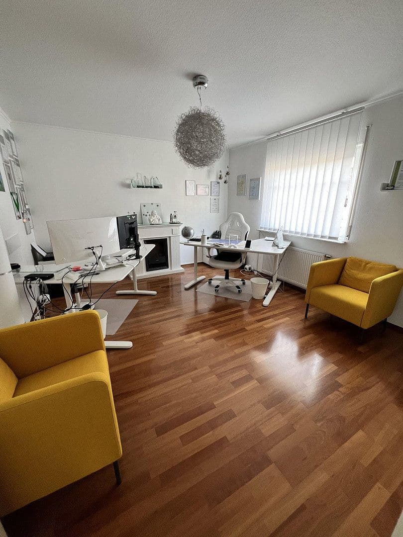 Prodej domu 200 m², pozemek 666 m², Mehlingen, Porýní-Falc Prodej domu 200 m², pozemek 666 m², Mehlingen, Porýní-Falc