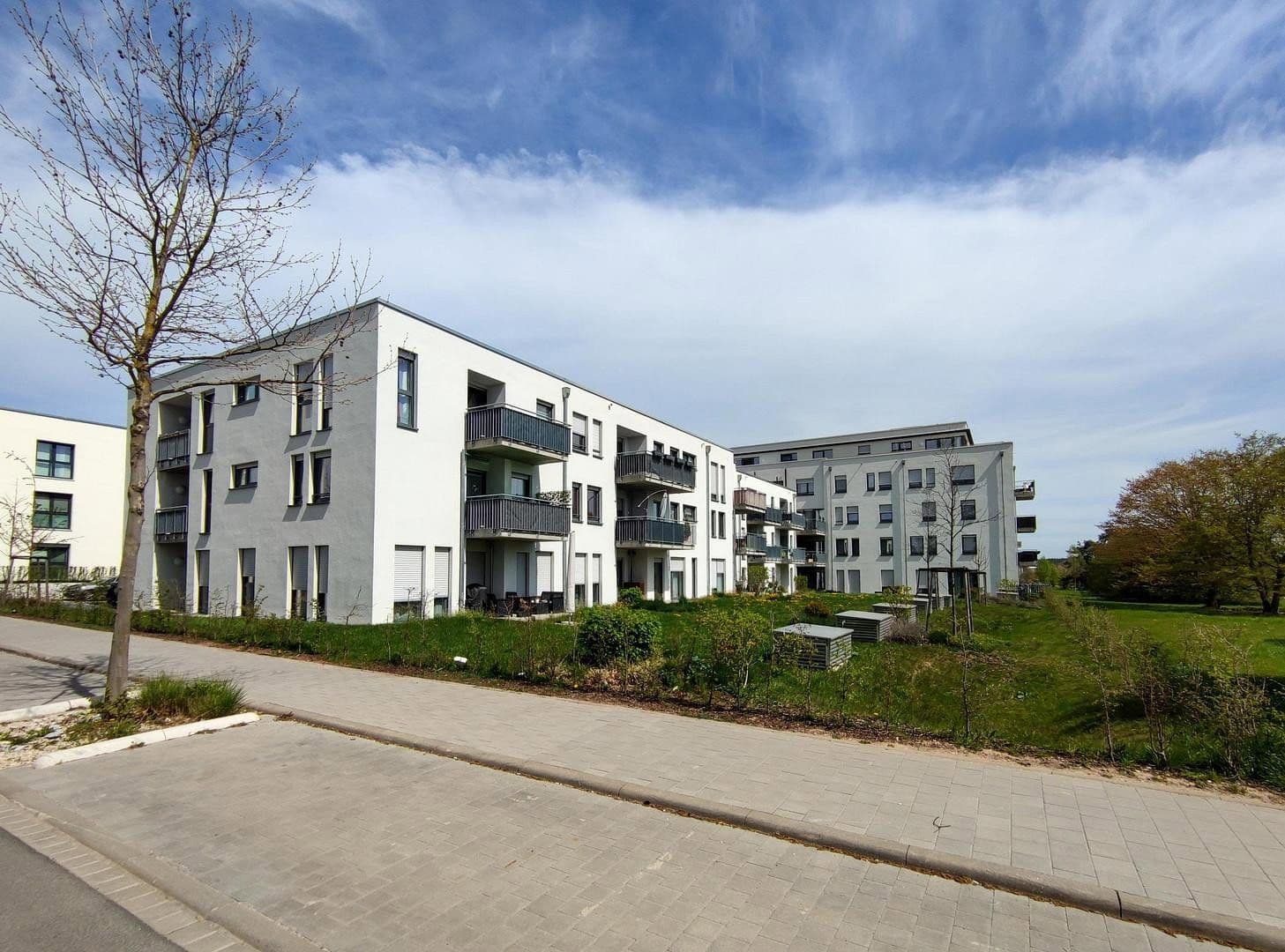 Pronájem bytu 4+1 91 m², Aristide-Briand-Str. 6, Herzogenaurach, Bavorsko Pronájem bytu 4+1 91 m², Aristide-Briand-Str. 6, Herzogenaurach, Bavorsko