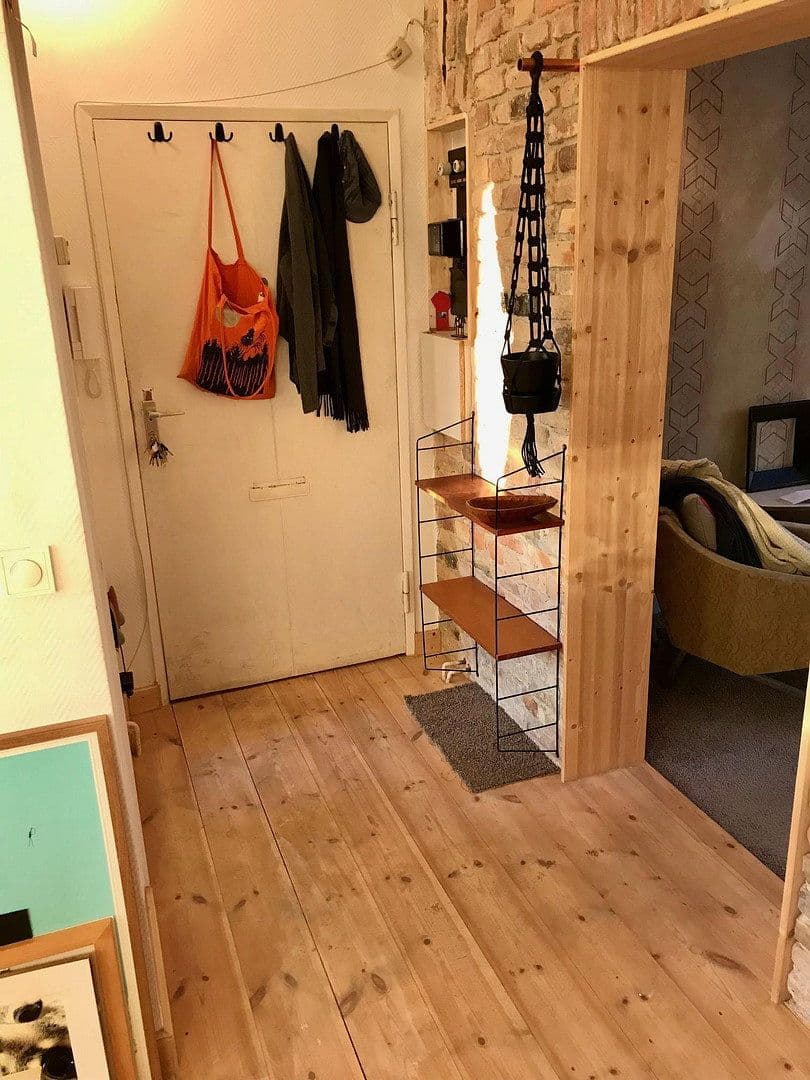 Prodej bytu 1+1 35 m², Berlin, Berlín Prodej bytu 1+1 35 m², Berlin, Berlín