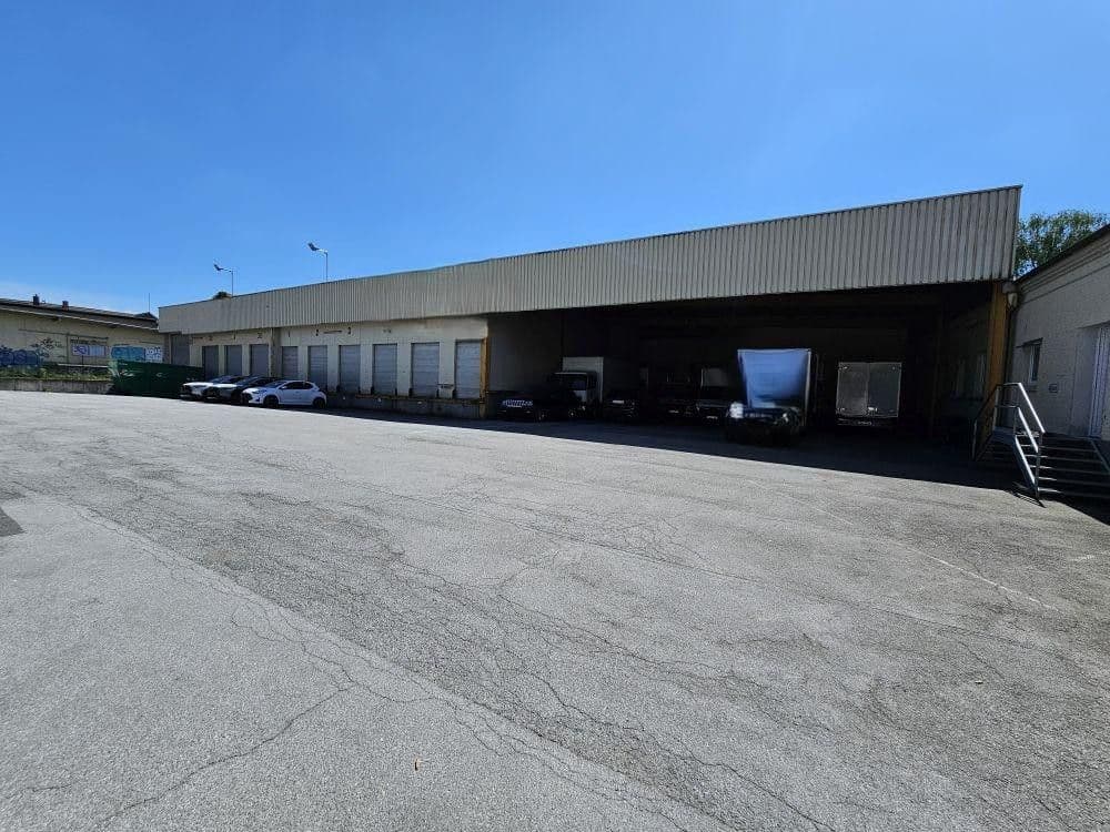 Pronájem nebytového prostoru 8.000 m², Solingen, Severní Porýní-Vestfálsko Pronájem nebytového prostoru 8.000 m², Solingen, Severní Porýní-Vestfálsko