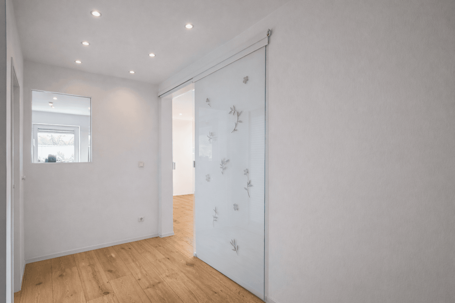 Prodej bytu 3+1 71 m², Schleißheimer Str. 186, München, Bavorsko Prodej bytu 3+1 71 m², Schleißheimer Str. 186, München, Bavorsko