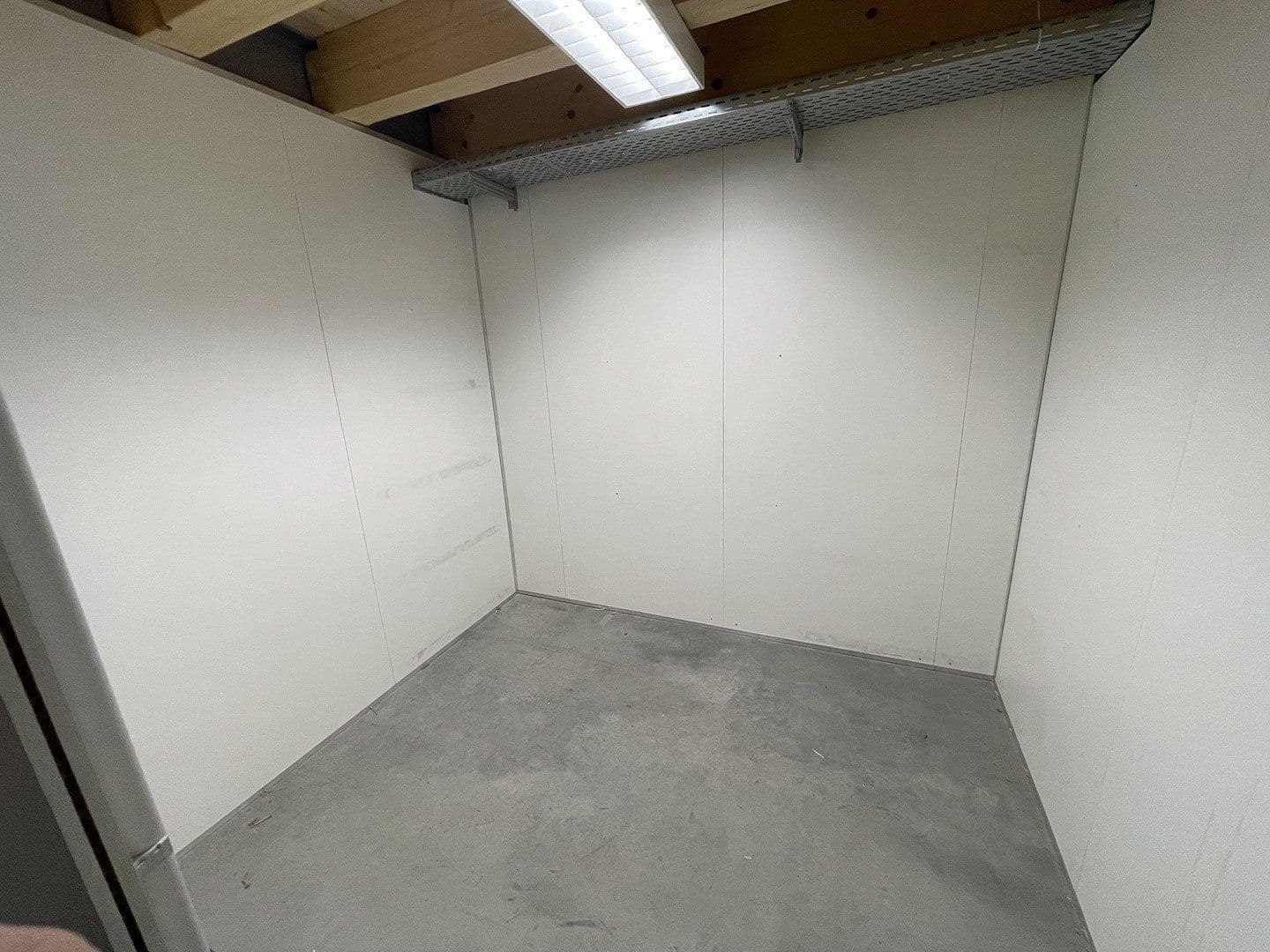 Pronájem nebytového prostoru 1.580 m², Allinger Straße 8c, Vilshofen an der Donau, Bavorsko Pronájem nebytového prostoru 1.580 m², Allinger Straße 8c, Vilshofen an der Donau, Bavorsko