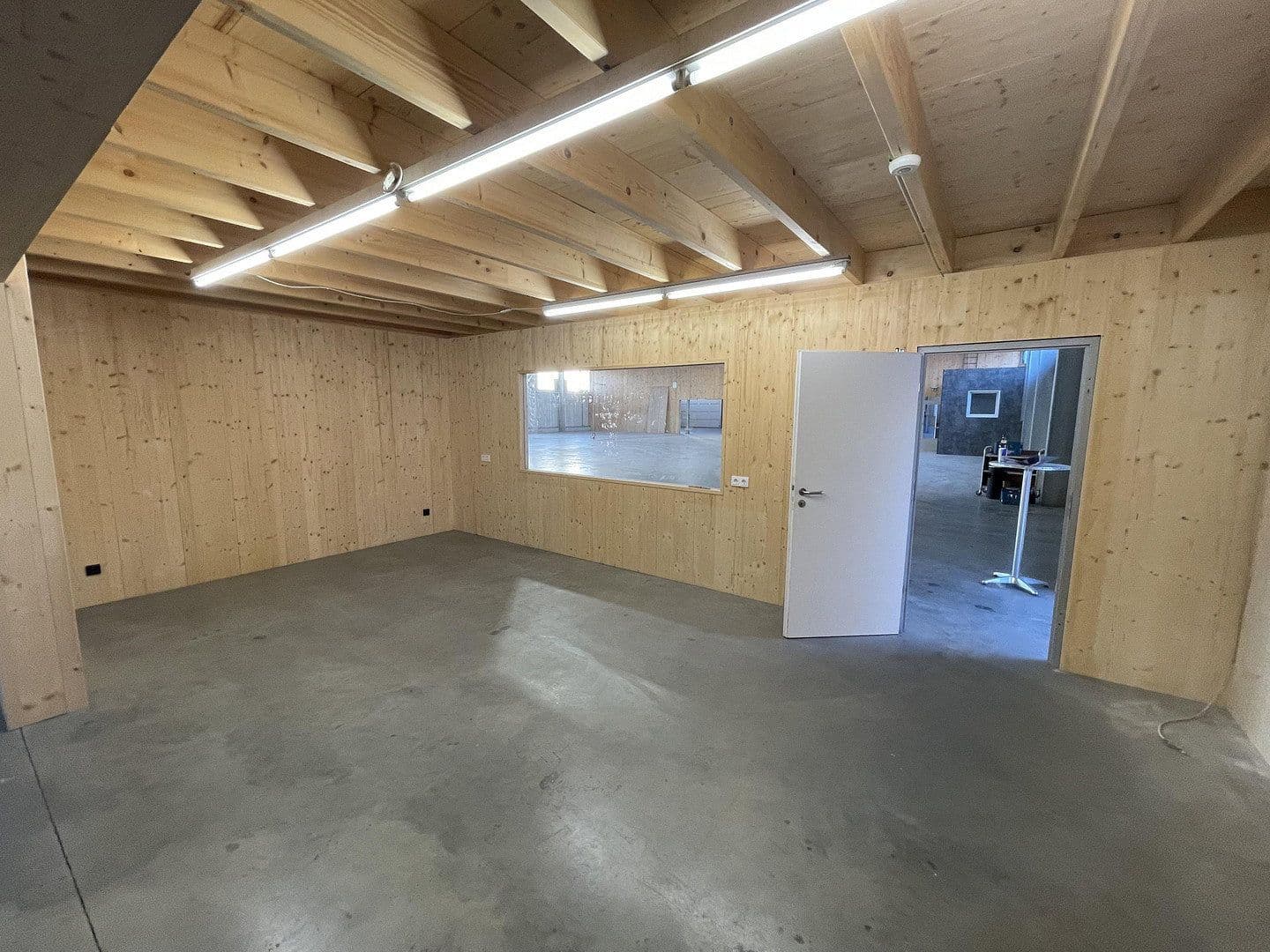 Pronájem nebytového prostoru 1.580 m², Allinger Straße 8c, Vilshofen an der Donau, Bavorsko Pronájem nebytového prostoru 1.580 m², Allinger Straße 8c, Vilshofen an der Donau, Bavorsko