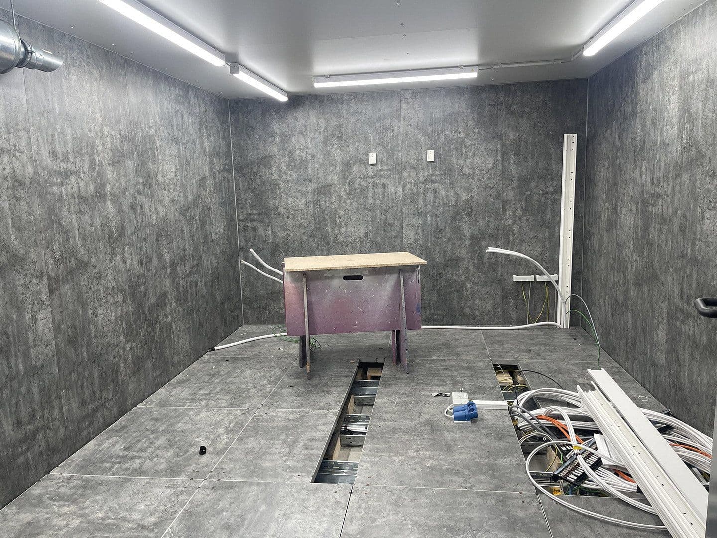 Pronájem nebytového prostoru 1.580 m², Allinger Straße 8c, Vilshofen an der Donau, Bavorsko Pronájem nebytového prostoru 1.580 m², Allinger Straße 8c, Vilshofen an der Donau, Bavorsko