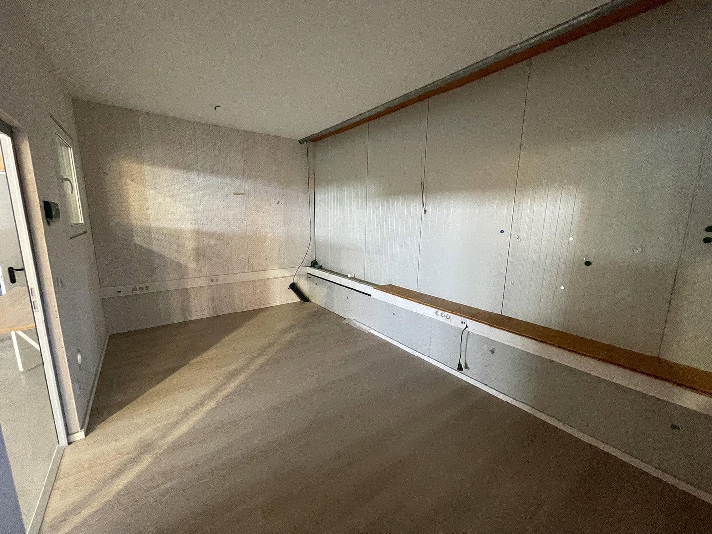 Pronájem nebytového prostoru 1.580 m², Allinger Straße 8c, Vilshofen an der Donau, Bavorsko Pronájem nebytového prostoru 1.580 m², Allinger Straße 8c, Vilshofen an der Donau, Bavorsko